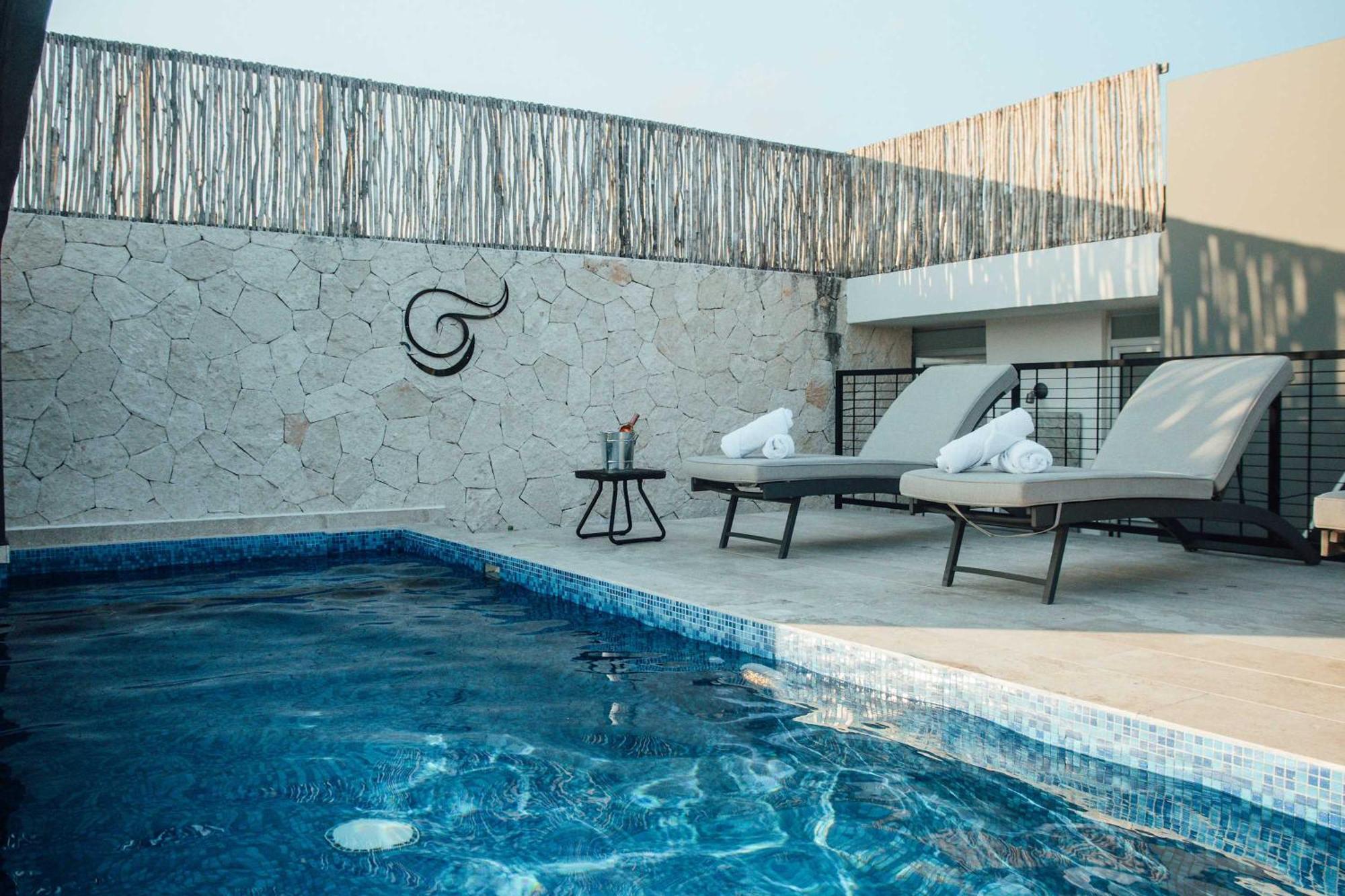 Loft Boho In With Pool & Gym *